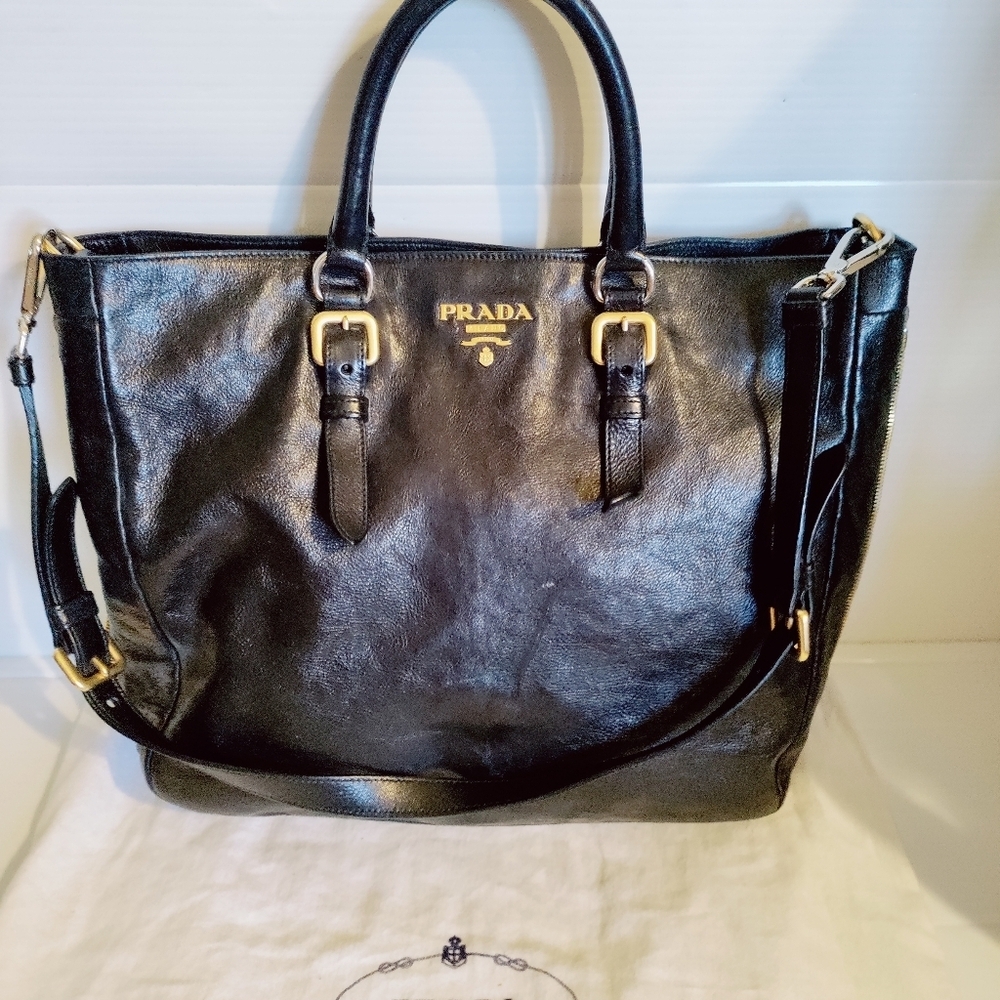Prada Glacé Black Leather Tote Bag – Gold & Silver Hardware – Rare & Pristine! - Picture 2 of 15